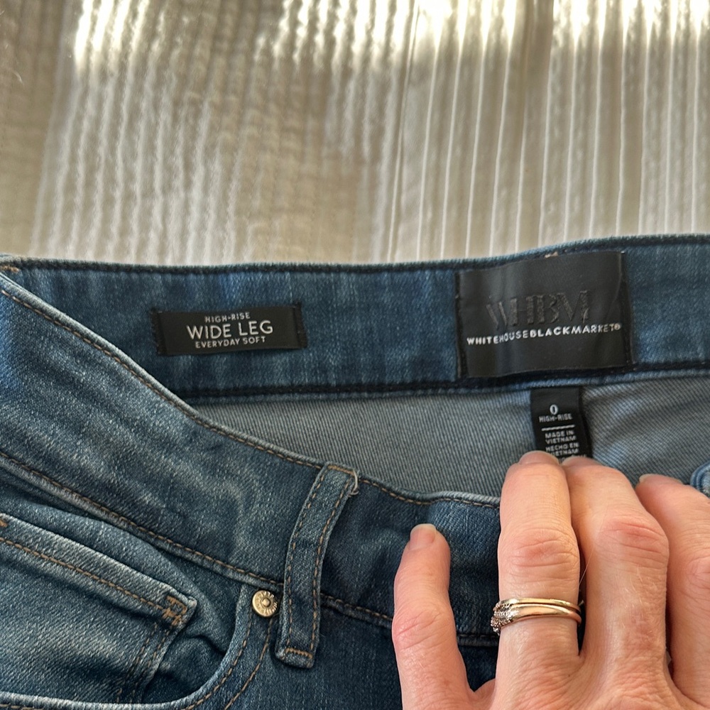 WHBM highrise wide leg jeans - Picture 3 of 4